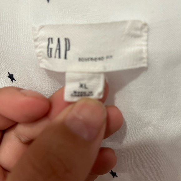 The GAP xl button down shirt w/ stars - Picture 5 of 6